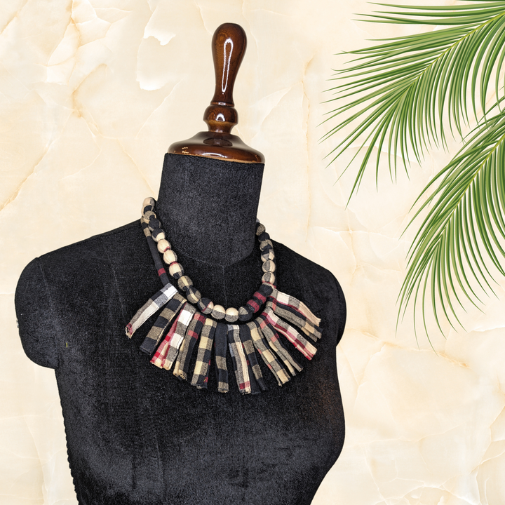 Beaded Necklace - Eco-friendly luxury resort wear Diwali offers – women's casual fashion by Sananda Basak - MAGS By Sananda Basak - Pune INDIA