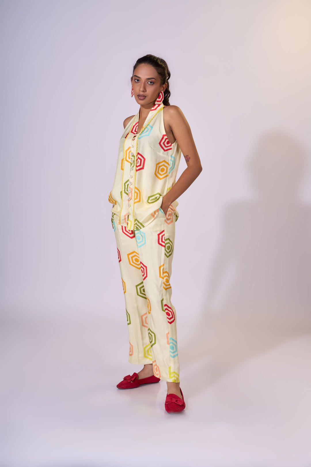 Sunburst Ensemble - Eco-friendly luxury resort wear Diwali offers – women's casual fashion by Sananda Basak - MAGS By Sananda Basak - Pune INDIA