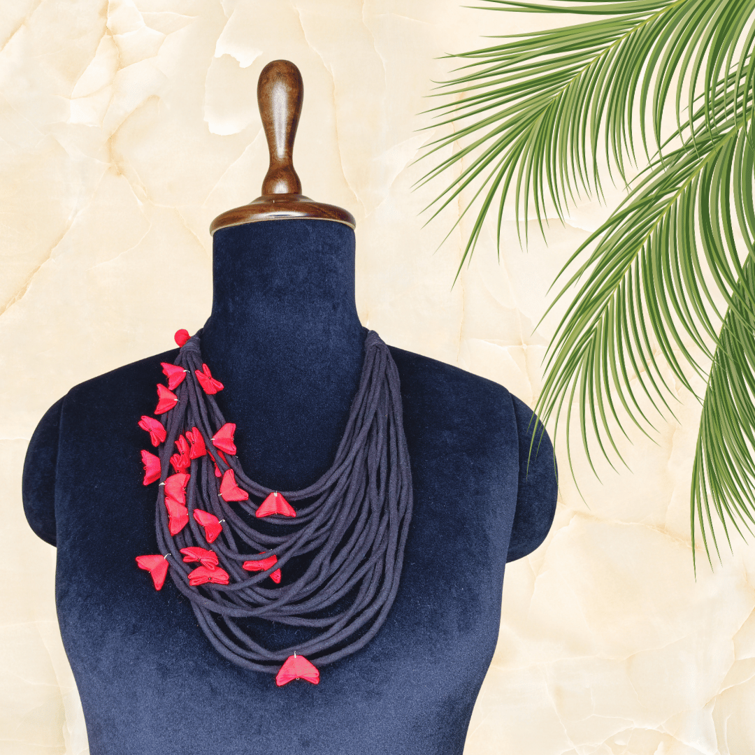 Red Daisy Delight Necklace - Eco-friendly luxury resort wear Diwali offers – women's casual fashion by Sananda Basak - MAGS By Sananda Basak - Pune INDIA