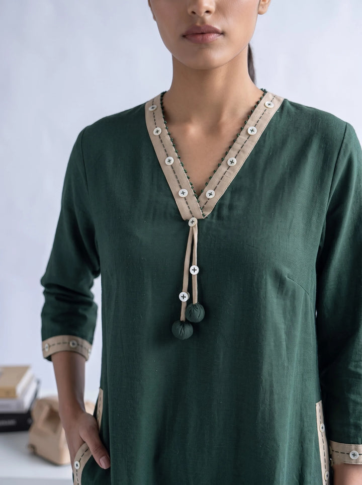 The Outline Green Kurta Set