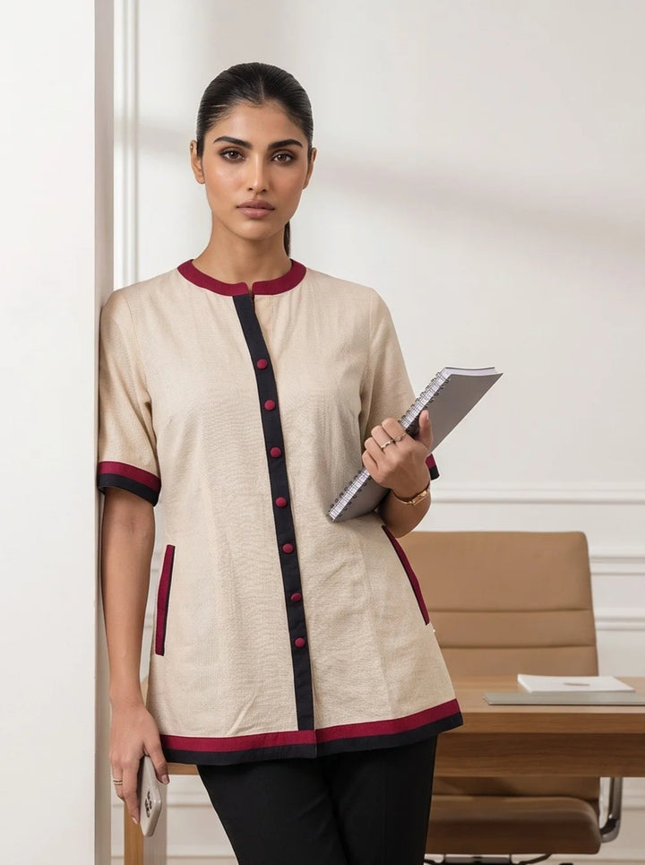 The Outline Cream Short Top