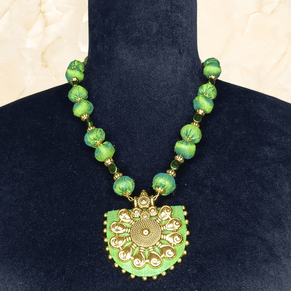 Green Elegant Fusion Necklace With Earring - Eco-friendly luxury resort wear Diwali offers – women's casual fashion by Sananda Basak - MAGS By Sananda Basak - Pune INDIA